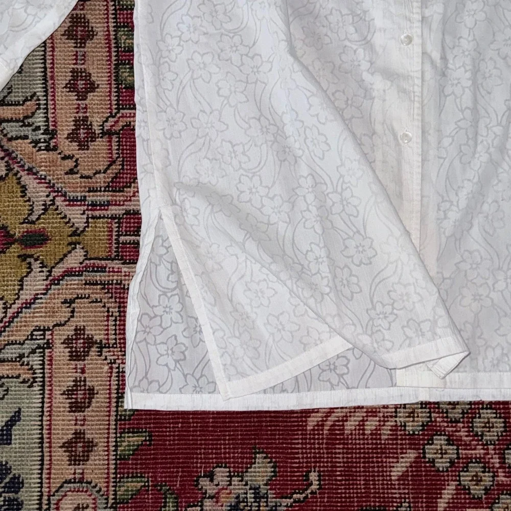 Liz‎ Claiborne S Mandarin Style Semi Sheer Button Front Blouse IMMACULATE